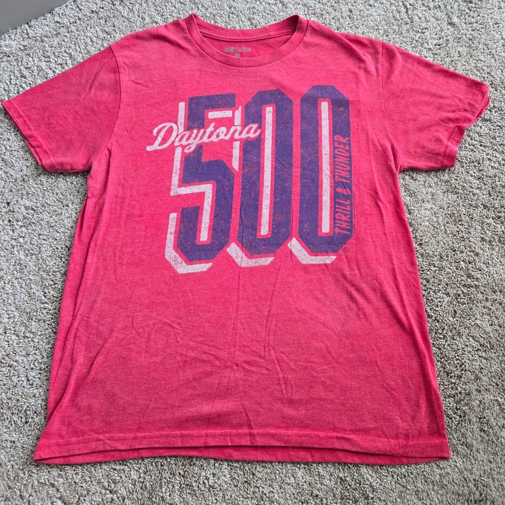 NASCAR Daytona 500 Thrill and Thunder Graphic T-Shirt Mens Medium Red Delta